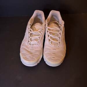 Nike Air Max Plus TN Triple White Running Shoes Sneaker Size 9.5 604133 139